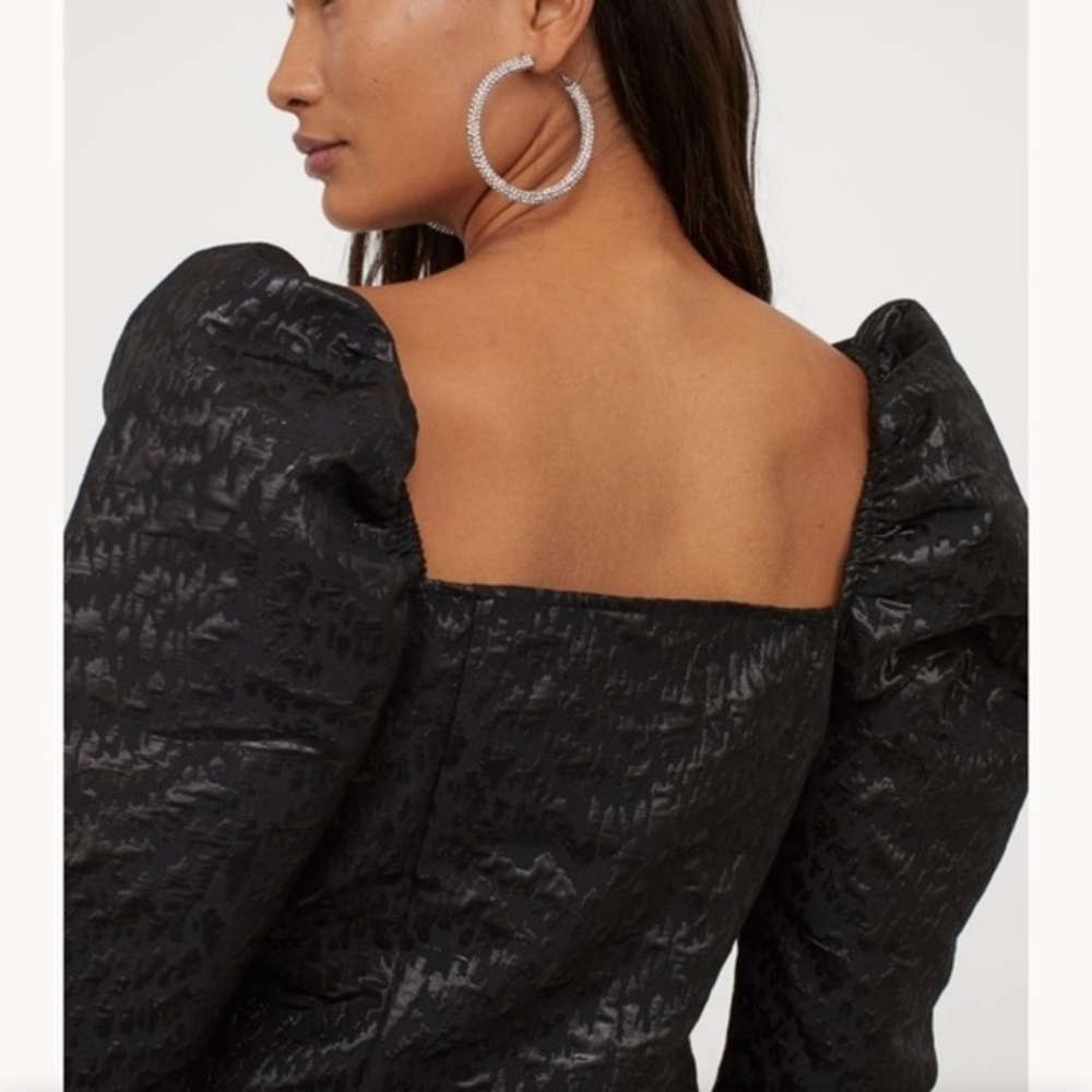 Puff Sleeve Jacquard Top